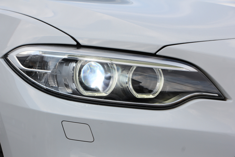 BMW 2シリーズ M235i ｸｰﾍﾟ直6ﾀｰﾎﾞ326馬力 Mﾊﾟﾌｫｰﾏﾝｽｴｱﾛ ｱﾄﾞﾊﾞﾝﾚｰｼﾝｸﾞ鍛造19AW ｱﾀﾞﾌﾟﾃｨﾌﾞMｻｽ ﾌﾙｾｸﾞTV Bｶﾒﾗ&ﾘｱPDC 衝突軽減ﾌﾞﾚｰｷ 車線逸脱警告 歩行者警告 ﾌﾞﾚｰｷ付ｸﾙｺﾝ ﾊﾟﾄﾞﾙｼﾌﾄ 8速AT ﾀｯﾁﾊﾟｯﾄﾞ対応HDDﾅﾋﾞ2年保証