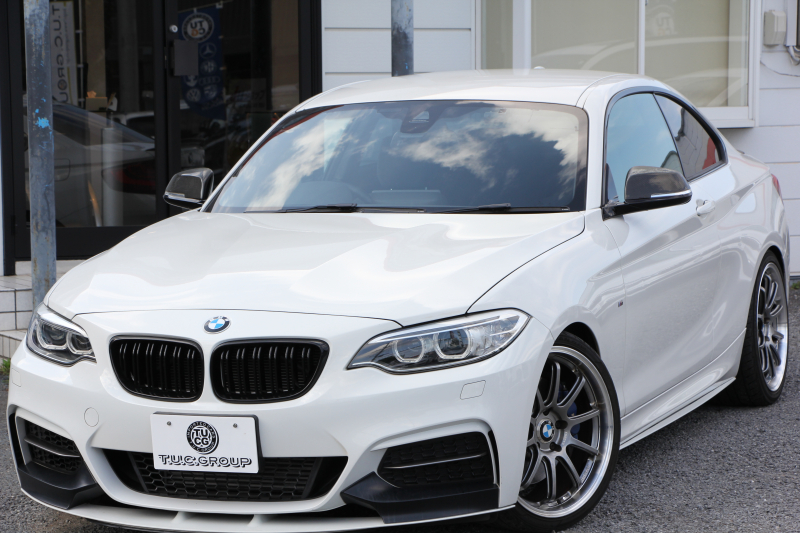 BMW 2シリーズ M235i ｸｰﾍﾟ直6ﾀｰﾎﾞ326馬力 Mﾊﾟﾌｫｰﾏﾝｽｴｱﾛ ｱﾄﾞﾊﾞﾝﾚｰｼﾝｸﾞ鍛造19AW ｱﾀﾞﾌﾟﾃｨﾌﾞMｻｽ ﾌﾙｾｸﾞTV Bｶﾒﾗ&ﾘｱPDC 衝突軽減ﾌﾞﾚｰｷ 車線逸脱警告 歩行者警告 ﾌﾞﾚｰｷ付ｸﾙｺﾝ ﾊﾟﾄﾞﾙｼﾌﾄ 8速AT ﾀｯﾁﾊﾟｯﾄﾞ対応HDDﾅﾋﾞ2年保証