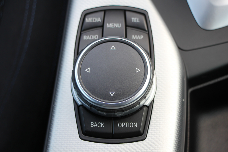 BMW 2シリーズ M235i ｸｰﾍﾟ直6ﾀｰﾎﾞ326馬力 Mﾊﾟﾌｫｰﾏﾝｽｴｱﾛ ｱﾄﾞﾊﾞﾝﾚｰｼﾝｸﾞ鍛造19AW ｱﾀﾞﾌﾟﾃｨﾌﾞMｻｽ ﾌﾙｾｸﾞTV Bｶﾒﾗ&ﾘｱPDC 衝突軽減ﾌﾞﾚｰｷ 車線逸脱警告 歩行者警告 ﾌﾞﾚｰｷ付ｸﾙｺﾝ ﾊﾟﾄﾞﾙｼﾌﾄ 8速AT ﾀｯﾁﾊﾟｯﾄﾞ対応HDDﾅﾋﾞ2年保証