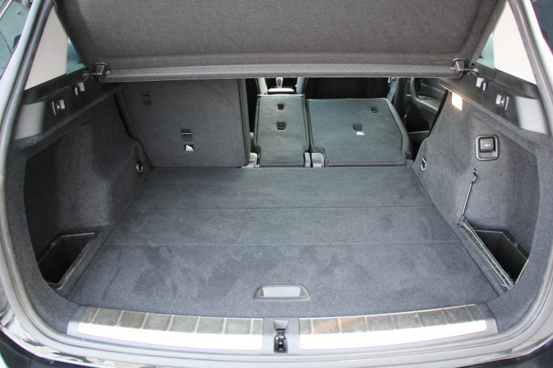 BMW X1 Xﾄﾞﾗｲﾌﾞ18d Xﾗｲﾝ ﾊｲﾗｲﾝ 変更後ﾓﾃﾞﾙ 中期 HUD 追従ACC ﾋｰﾀｰ黒革 ﾊﾟﾜｰｼｰﾄ 変更後ｼｰﾄ ﾀｯﾁﾊﾟﾈﾙ対応iﾄﾞﾗｲﾌﾞHDDﾅﾋﾞﾌﾙｾｸﾞTV Pｱｼｽﾄ Bｶﾒﾗ 新型DSRCﾙｰﾑﾐﾗｰ 電動ﾄﾗﾝｸ USB-C 衝突軽減ﾌﾞﾚｰｷ 車線逸脱警告 歩行者警告 2年保証