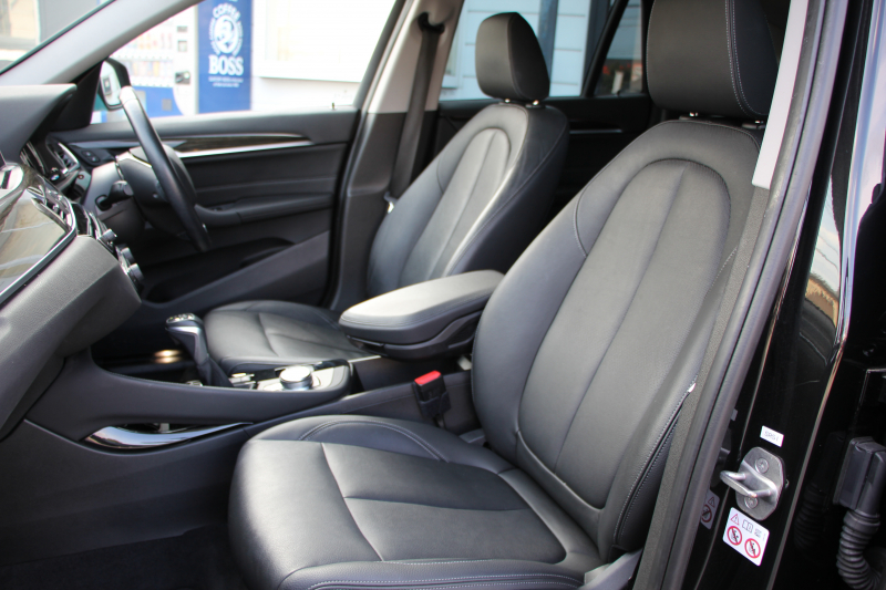 BMW X1 Xﾄﾞﾗｲﾌﾞ18d Xﾗｲﾝ ﾊｲﾗｲﾝ 変更後ﾓﾃﾞﾙ 中期 HUD 追従ACC ﾋｰﾀｰ黒革 ﾊﾟﾜｰｼｰﾄ 変更後ｼｰﾄ ﾀｯﾁﾊﾟﾈﾙ対応iﾄﾞﾗｲﾌﾞHDDﾅﾋﾞﾌﾙｾｸﾞTV Pｱｼｽﾄ Bｶﾒﾗ 新型DSRCﾙｰﾑﾐﾗｰ 電動ﾄﾗﾝｸ USB-C 衝突軽減ﾌﾞﾚｰｷ 車線逸脱警告 歩行者警告 2年保証