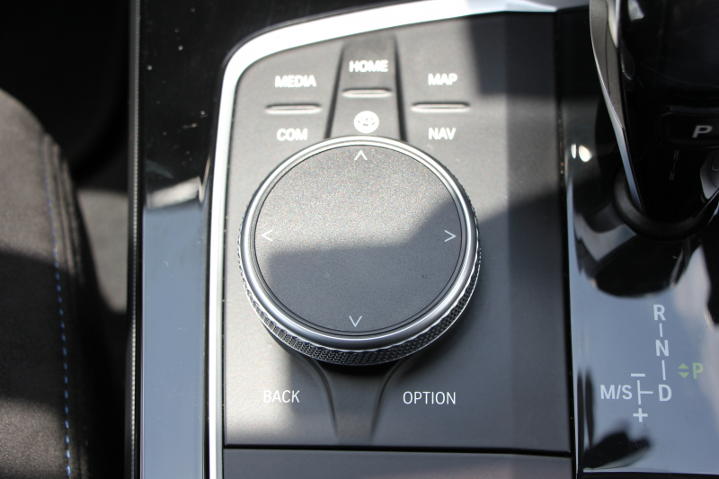 BMW 1シリーズ M135i Xdrive ﾃﾞﾋﾞｭｰP 4WD☆期間限定掲載☆1ｵｰﾅ 306馬力 Mｽﾎﾟｰﾂｼｰﾄ ｱﾀﾞﾌﾟﾃｨﾌﾞｻｽ Mｼｰﾄﾍﾞﾙﾄ ｼｰﾄﾋｰﾀｰ ｺﾝﾌｫｰﾄP ﾗｲﾌﾞｺｯｸﾋﾟｯﾄ 追ACC 電動ﾄﾗﾝｸ ｱｯﾌﾟﾙｶｰﾌﾟﾚｲ対応 純正ﾅﾋﾞPｱｼｽﾄ LEDﾍｯﾄﾞﾗｲﾄ ﾚｰﾝC警告 衝突軽減ﾌﾞﾚｰｷ 2年保証