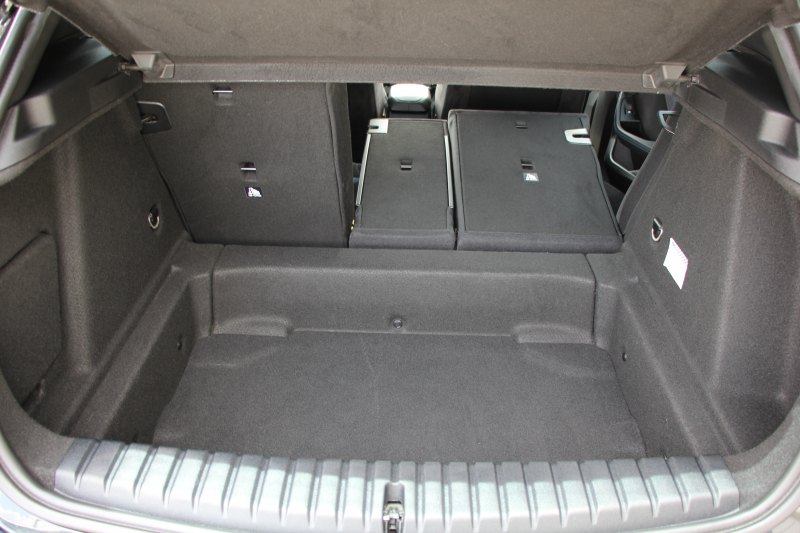 BMW 1シリーズ M135i Xdrive ﾃﾞﾋﾞｭｰP 4WD☆期間限定掲載☆1ｵｰﾅ 306馬力 Mｽﾎﾟｰﾂｼｰﾄ ｱﾀﾞﾌﾟﾃｨﾌﾞｻｽ Mｼｰﾄﾍﾞﾙﾄ ｼｰﾄﾋｰﾀｰ ｺﾝﾌｫｰﾄP ﾗｲﾌﾞｺｯｸﾋﾟｯﾄ 追ACC 電動ﾄﾗﾝｸ ｱｯﾌﾟﾙｶｰﾌﾟﾚｲ対応 純正ﾅﾋﾞPｱｼｽﾄ LEDﾍｯﾄﾞﾗｲﾄ ﾚｰﾝC警告 衝突軽減ﾌﾞﾚｰｷ 2年保証