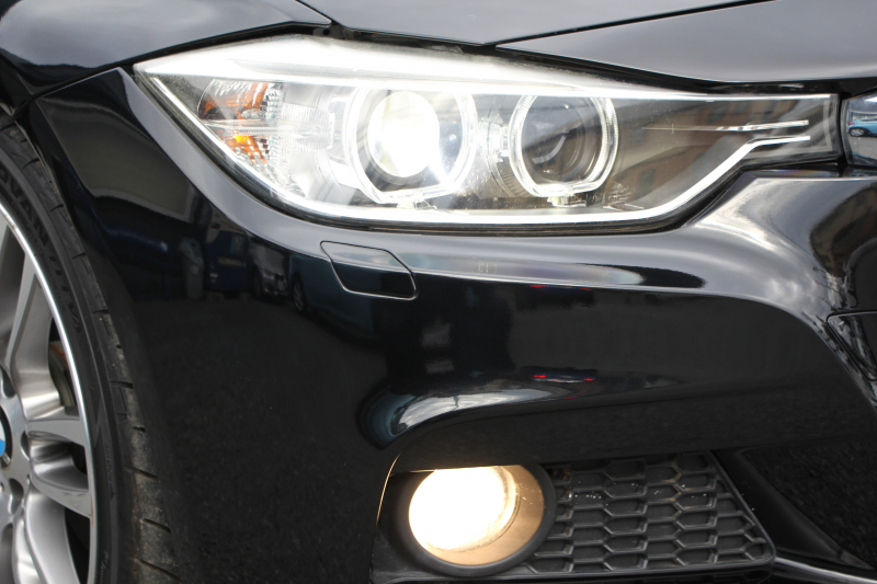 BMW 3シリーズ 320i Mｽﾎﾟｰﾂ 前期最終 ﾋｰﾀｰ赤革 追従ACC ETC2.0 ﾌﾙｾｸﾞTV 衝突軽減ﾌﾞﾚｰｷ 車線逸脱警告 歩行者警告 ﾀｯﾁﾊﾟｯﾄﾞ対応HDDﾅﾋﾞBluetooth接続 ｽﾏｰﾄｷｰ ﾊﾟﾄﾞﾙｼﾌﾄ 専用ｴｱﾛ ｵﾌﾟｼｮﾝ19AW 2年保証