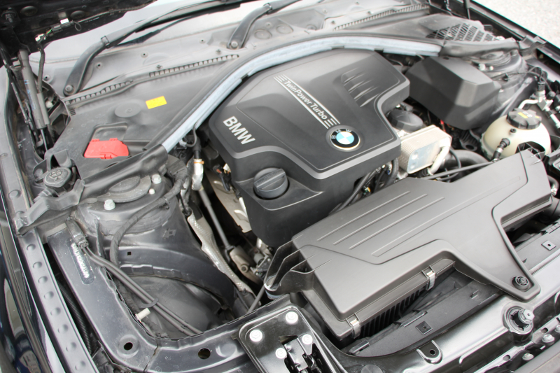 BMW 3シリーズ 320i Mｽﾎﾟｰﾂ 前期最終 ﾋｰﾀｰ赤革 追従ACC ETC2.0 ﾌﾙｾｸﾞTV 衝突軽減ﾌﾞﾚｰｷ 車線逸脱警告 歩行者警告 ﾀｯﾁﾊﾟｯﾄﾞ対応HDDﾅﾋﾞBluetooth接続 ｽﾏｰﾄｷｰ ﾊﾟﾄﾞﾙｼﾌﾄ 専用ｴｱﾛ ｵﾌﾟｼｮﾝ19AW 2年保証