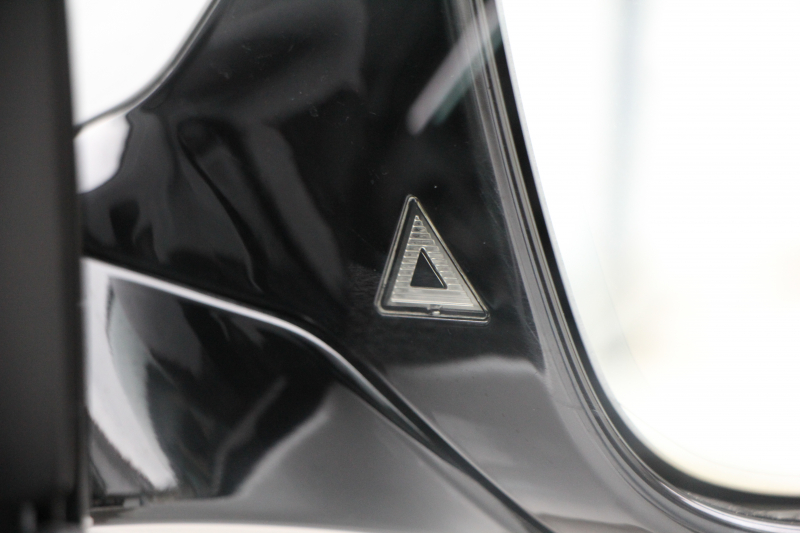 BMW 5シリーズ 523d ｸﾞﾚｰｽﾗｲﾝ 限定車 LCI後期 ｻﾝﾙｰﾌ ｵｲｽﾀｰﾚｻﾞｰ LEDﾍｯﾄﾞﾗｲﾄ 液晶ﾒｰﾀｰ 追従ACC ﾚｰﾝﾁｪﾝｼﾞ警告 衝突軽減ﾌﾞﾚｰｷ 車線逸脱警告 歩行者警告 Mｽﾎﾟｰﾂｽﾃｱﾘﾝｸﾞ真珠色 専用ｸﾞﾘﾙ 2年保証