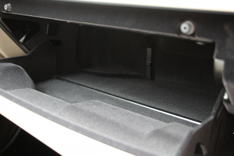 BMW 5シリーズ 523d ｸﾞﾚｰｽﾗｲﾝ 限定車 LCI後期 ｻﾝﾙｰﾌ ｵｲｽﾀｰﾚｻﾞｰ LEDﾍｯﾄﾞﾗｲﾄ 液晶ﾒｰﾀｰ 追従ACC ﾚｰﾝﾁｪﾝｼﾞ警告 衝突軽減ﾌﾞﾚｰｷ 車線逸脱警告 歩行者警告 Mｽﾎﾟｰﾂｽﾃｱﾘﾝｸﾞ真珠色 専用ｸﾞﾘﾙ 2年保証