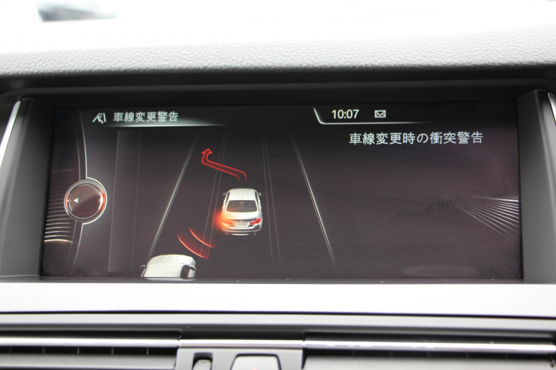 BMW 5シリーズ 523d ｸﾞﾚｰｽﾗｲﾝ 限定車 LCI後期 ｻﾝﾙｰﾌ ｵｲｽﾀｰﾚｻﾞｰ LEDﾍｯﾄﾞﾗｲﾄ 液晶ﾒｰﾀｰ 追従ACC ﾚｰﾝﾁｪﾝｼﾞ警告 衝突軽減ﾌﾞﾚｰｷ 車線逸脱警告 歩行者警告 Mｽﾎﾟｰﾂｽﾃｱﾘﾝｸﾞ真珠色 専用ｸﾞﾘﾙ 2年保証