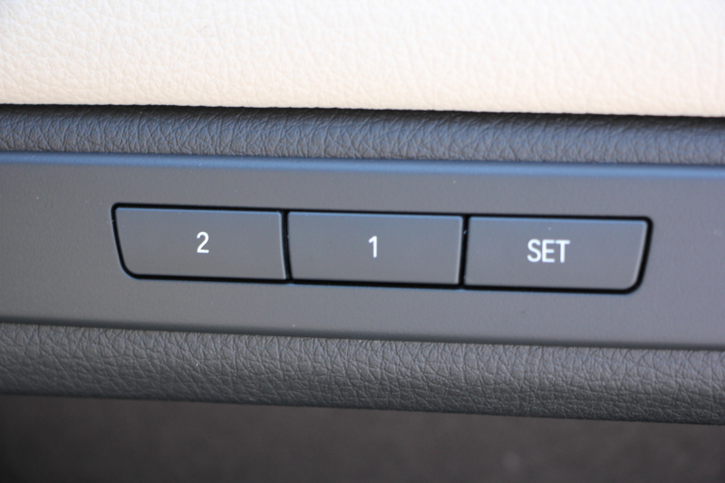 BMW 5シリーズ 523i ｸﾞﾚｰｽﾗｲﾝ 限定車 LCI後期 1ｵｰﾅ ｻﾝﾙｰﾌ ｵｲｽﾀｰﾚｻﾞｰ LEDﾍｯﾄﾞﾗｲﾄ 液晶ﾒｰﾀｰ 追従ACC ﾚｰﾝﾁｪﾝｼﾞ警告 衝突軽減ﾌﾞﾚｰｷ 車線逸脱警告 歩行者警告 Mｽﾎﾟｰﾂｽﾃｱﾘﾝｸﾞ専用ｸﾞﾘﾙ 2年保証