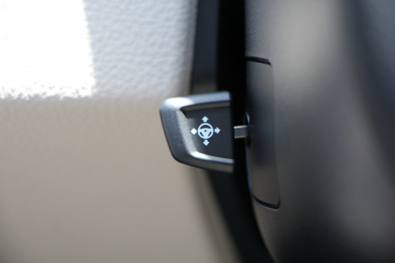 BMW 5シリーズ 523i ｸﾞﾚｰｽﾗｲﾝ 限定車 LCI後期 1ｵｰﾅ ｻﾝﾙｰﾌ ｵｲｽﾀｰﾚｻﾞｰ LEDﾍｯﾄﾞﾗｲﾄ 液晶ﾒｰﾀｰ 追従ACC ﾚｰﾝﾁｪﾝｼﾞ警告 衝突軽減ﾌﾞﾚｰｷ 車線逸脱警告 歩行者警告 Mｽﾎﾟｰﾂｽﾃｱﾘﾝｸﾞ専用ｸﾞﾘﾙ 2年保証