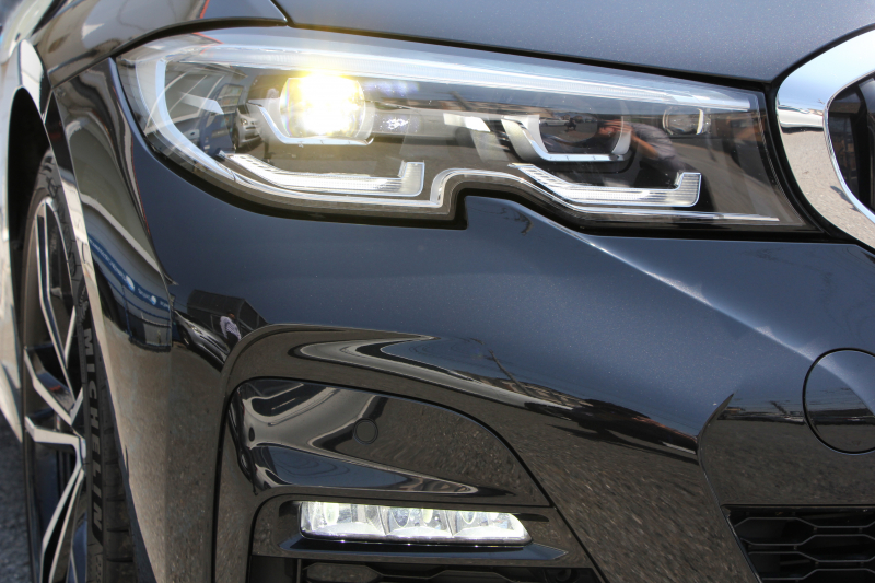 BMW 3シリーズ 320d Xdrive Mｽﾎﾟｰﾂ ﾊｲﾗｲﾝ ﾌｧｽﾄﾄﾗｯｸ&ｺﾝﾌｫｰﾄP 360度ｶﾒﾗ HUD ﾋｰﾀｰ茶革 ﾗﾝﾊﾞｰｻﾎﾟｰﾄ ｱﾀﾞﾌﾟﾃｨﾌﾞMｻｽ 19AW Mｽﾎﾟｰﾂﾌﾞﾚｰｷ 電動ﾄﾗﾝｸ 追従ACC ｽﾃｱﾘﾝｸﾞｻﾎﾟｰﾄ ﾀｯﾁ画面HDDﾅﾋﾞHifiｽﾋﾟｰｶｰ 2年保証