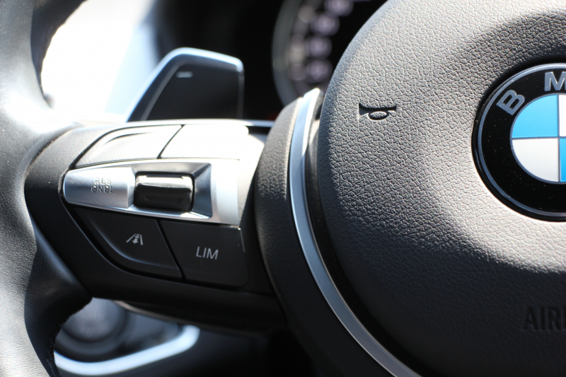 BMW X1 Xdrive18d Mｽﾎﾟｰﾂ ﾊｲﾗｲﾝ☆期間限定掲載☆真珠色 中期 変更後ﾓﾃﾞﾙ 変更後ﾒｰﾀｰ ﾋｰﾀｰ黒革 電動ｼｰﾄ LEDﾍｯﾄﾞﾗｲﾄ 追従ACC HUD 変更後ﾀｯﾁﾊﾟﾈﾙ対応HDDﾅﾋﾞBluetooth接続 Pｱｼｽﾄ Bｶﾒﾗ ｺﾝﾌｫｰﾄP 電動ﾄﾗﾝｸ 18AW 衝突軽減ﾌﾞﾚｰｷ 車線逸脱警告 歩行者警告 2年保証