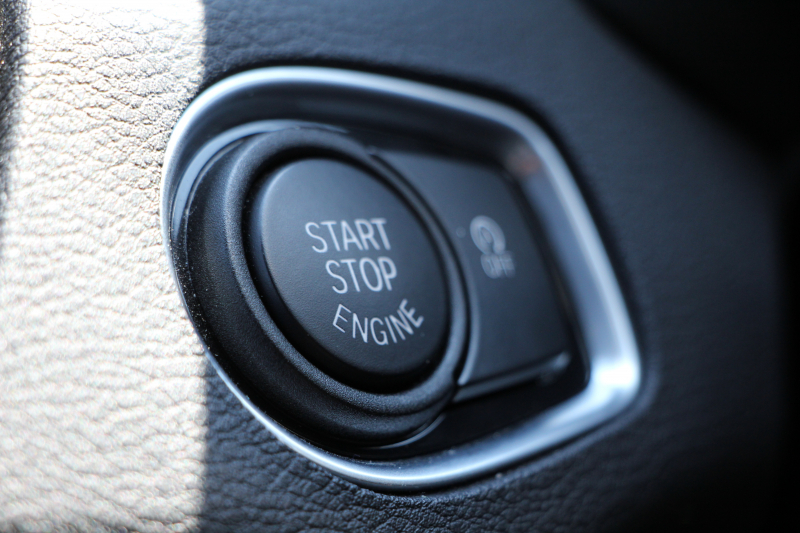 BMW X1 Xdrive18d Mｽﾎﾟｰﾂ ﾊｲﾗｲﾝ☆期間限定掲載☆真珠色 中期 変更後ﾓﾃﾞﾙ 変更後ﾒｰﾀｰ ﾋｰﾀｰ黒革 電動ｼｰﾄ LEDﾍｯﾄﾞﾗｲﾄ 追従ACC HUD 変更後ﾀｯﾁﾊﾟﾈﾙ対応HDDﾅﾋﾞBluetooth接続 Pｱｼｽﾄ Bｶﾒﾗ ｺﾝﾌｫｰﾄP 電動ﾄﾗﾝｸ 18AW 衝突軽減ﾌﾞﾚｰｷ 車線逸脱警告 歩行者警告 2年保証