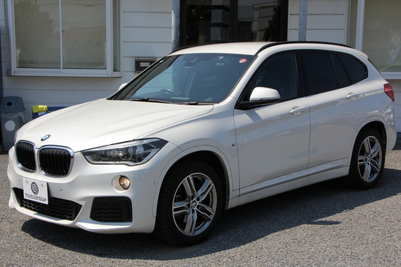 BMW X1 Xdrive18d Mｽﾎﾟｰﾂ ﾊｲﾗｲﾝ☆期間限定掲載☆真珠色 中期 変更後ﾓﾃﾞﾙ 変更後ﾒｰﾀｰ ﾋｰﾀｰ黒革 電動ｼｰﾄ LEDﾍｯﾄﾞﾗｲﾄ 追従ACC HUD 変更後ﾀｯﾁﾊﾟﾈﾙ対応HDDﾅﾋﾞBluetooth接続 Pｱｼｽﾄ Bｶﾒﾗ ｺﾝﾌｫｰﾄP 電動ﾄﾗﾝｸ 18AW 衝突軽減ﾌﾞﾚｰｷ 車線逸脱警告 歩行者警告 2年保証