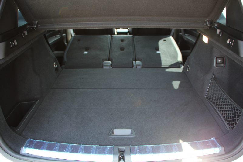 BMW X1 Xdrive18d Mｽﾎﾟｰﾂ ﾊｲﾗｲﾝ☆期間限定掲載☆真珠色 中期 変更後ﾓﾃﾞﾙ 変更後ﾒｰﾀｰ ﾋｰﾀｰ黒革 電動ｼｰﾄ LEDﾍｯﾄﾞﾗｲﾄ 追従ACC HUD 変更後ﾀｯﾁﾊﾟﾈﾙ対応HDDﾅﾋﾞBluetooth接続 Pｱｼｽﾄ Bｶﾒﾗ ｺﾝﾌｫｰﾄP 電動ﾄﾗﾝｸ 18AW 衝突軽減ﾌﾞﾚｰｷ 車線逸脱警告 歩行者警告 2年保証