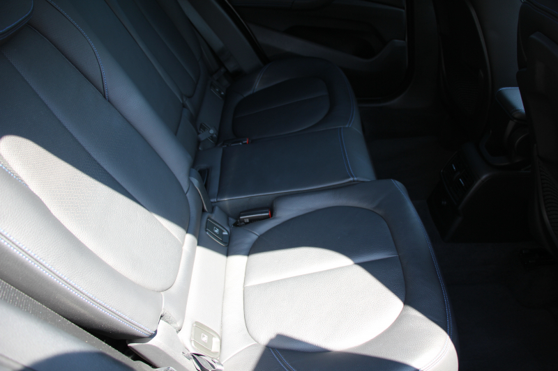 BMW X1 Xdrive18d Mｽﾎﾟｰﾂ ﾊｲﾗｲﾝ☆期間限定掲載☆真珠色 中期 変更後ﾓﾃﾞﾙ 変更後ﾒｰﾀｰ ﾋｰﾀｰ黒革 電動ｼｰﾄ LEDﾍｯﾄﾞﾗｲﾄ 追従ACC HUD 変更後ﾀｯﾁﾊﾟﾈﾙ対応HDDﾅﾋﾞBluetooth接続 Pｱｼｽﾄ Bｶﾒﾗ ｺﾝﾌｫｰﾄP 電動ﾄﾗﾝｸ 18AW 衝突軽減ﾌﾞﾚｰｷ 車線逸脱警告 歩行者警告 2年保証