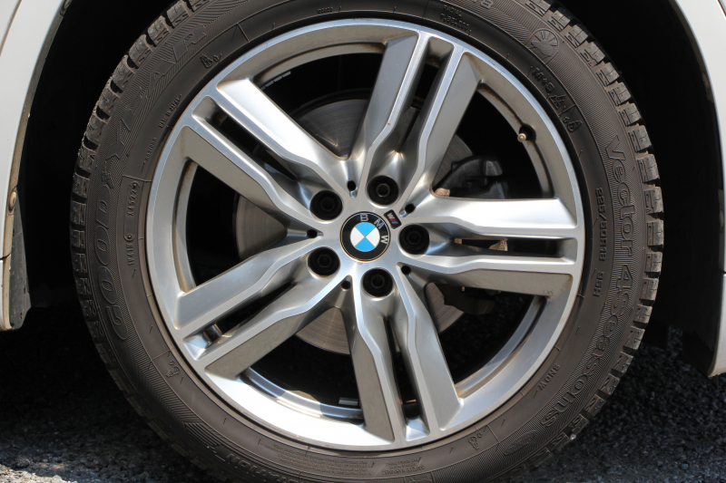 BMW X1 Xdrive18d Mｽﾎﾟｰﾂ ﾊｲﾗｲﾝ☆期間限定掲載☆真珠色 中期 変更後ﾓﾃﾞﾙ 変更後ﾒｰﾀｰ ﾋｰﾀｰ黒革 電動ｼｰﾄ LEDﾍｯﾄﾞﾗｲﾄ 追従ACC HUD 変更後ﾀｯﾁﾊﾟﾈﾙ対応HDDﾅﾋﾞBluetooth接続 Pｱｼｽﾄ Bｶﾒﾗ ｺﾝﾌｫｰﾄP 電動ﾄﾗﾝｸ 18AW 衝突軽減ﾌﾞﾚｰｷ 車線逸脱警告 歩行者警告 2年保証