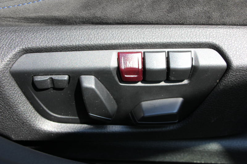 BMW 1シリーズ M135i 320馬力 直6ﾀｰﾎﾞｻﾝﾙｰﾌ Mﾊﾟﾌｫｰﾏﾝｽﾏﾌﾗｰ ｱﾀﾞﾌﾟﾃｨﾌﾞMｻｽ 専用ﾌﾞﾚｰｷ ｸﾙｺﾝ ﾊｰﾏﾝｶｰﾄﾞﾝ iﾄﾞﾗｲﾌﾞHDDﾅﾋﾞBｶﾒﾗ ﾐｭｰｼﾞｯｸｻｰﾊﾞｰ Bluetoothｵｰﾃﾞｨｵ ﾊﾟﾄﾞﾙｼﾌﾄ 専用ﾌﾞﾚｰｷ 専用18AW 8速AT 専用ｴｱﾛ ｽﾏｰﾄｷｰ 2年保証