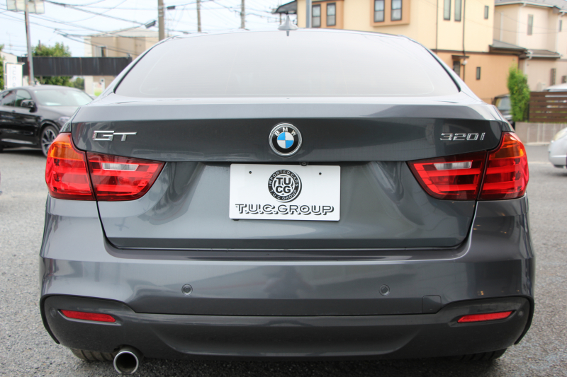 BMW 3シリーズ 320i ｸﾞﾗﾝﾂｰﾘｽﾓ Mｽﾎﾟｰﾂ 追従ACC 衝突軽減ﾌﾞﾚｰｷ 車線逸脱警告 歩行者警告 ﾀｯﾁﾊﾟｯﾄﾞ対応HDDﾅﾋﾞ電動ﾄﾗﾝｸ Mｽﾎﾟｰﾂｴｱﾛ 18AW ﾒﾓﾘ-付電動ｼｰﾄ ETC2.0 ｽﾏｰﾄｷｰ ｷｾﾉﾝ ﾊﾟﾄﾞﾙｼﾌﾄ 電動ﾘｱｳｲﾝｸﾞ2年保証