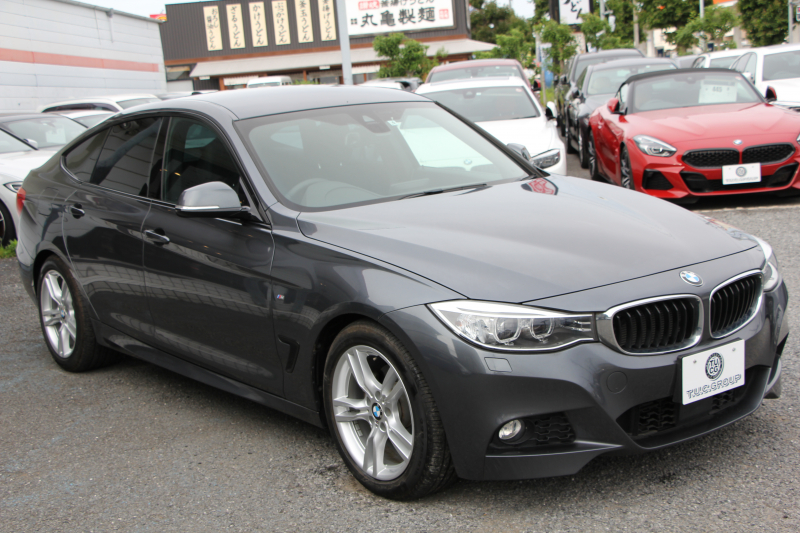 BMW 3シリーズ 320i ｸﾞﾗﾝﾂｰﾘｽﾓ Mｽﾎﾟｰﾂ 追従ACC 衝突軽減ﾌﾞﾚｰｷ 車線逸脱警告 歩行者警告 ﾀｯﾁﾊﾟｯﾄﾞ対応HDDﾅﾋﾞ電動ﾄﾗﾝｸ Mｽﾎﾟｰﾂｴｱﾛ 18AW ﾒﾓﾘ-付電動ｼｰﾄ ETC2.0 ｽﾏｰﾄｷｰ ｷｾﾉﾝ ﾊﾟﾄﾞﾙｼﾌﾄ 電動ﾘｱｳｲﾝｸﾞ2年保証