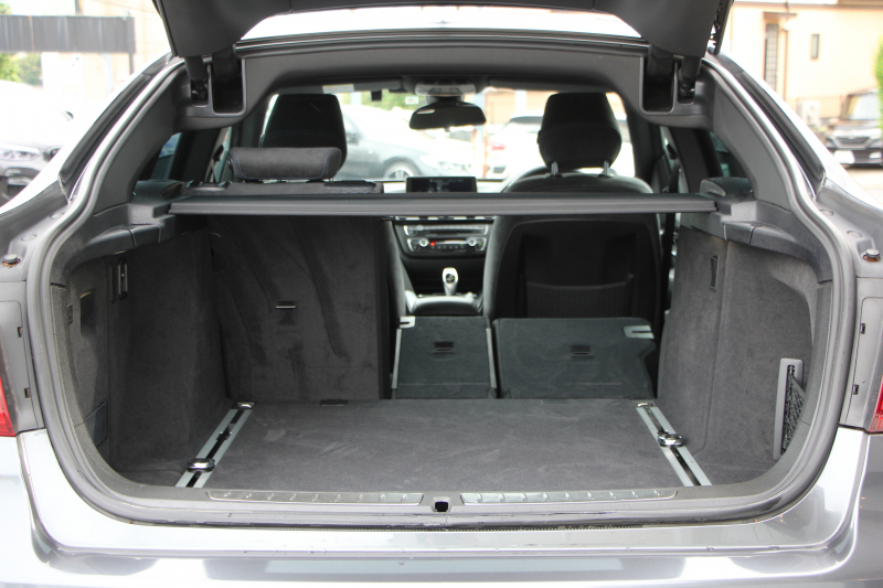 BMW 3シリーズ 320i ｸﾞﾗﾝﾂｰﾘｽﾓ Mｽﾎﾟｰﾂ 追従ACC 衝突軽減ﾌﾞﾚｰｷ 車線逸脱警告 歩行者警告 ﾀｯﾁﾊﾟｯﾄﾞ対応HDDﾅﾋﾞ電動ﾄﾗﾝｸ Mｽﾎﾟｰﾂｴｱﾛ 18AW ﾒﾓﾘ-付電動ｼｰﾄ ETC2.0 ｽﾏｰﾄｷｰ ｷｾﾉﾝ ﾊﾟﾄﾞﾙｼﾌﾄ 電動ﾘｱｳｲﾝｸﾞ2年保証