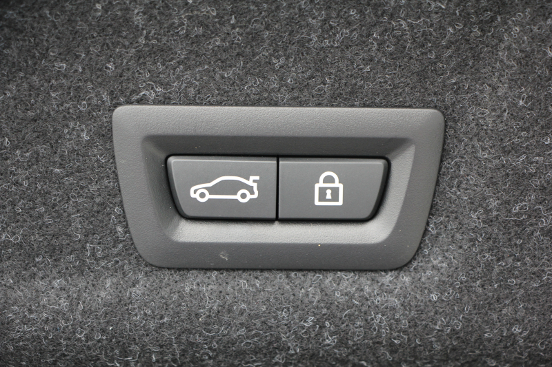 BMW 3シリーズ 320d Xdrive Mｽﾎﾟｰﾂ ﾊｲﾗｲﾝ ﾌｧｽﾄﾄﾗｯｸ&ｺﾝﾌｫｰﾄP 1ｵｰﾅ ﾋｰﾀｰ黒革 ﾗﾝﾊﾞｰｻﾎﾟｰﾄ ｱﾀﾞﾌﾟﾃｨﾌﾞMｻｽ 19AW Mｽﾎﾟｰﾂﾌﾞﾚｰｷ 電動ﾄﾗﾝｸ 追従ACC ｽﾃｱﾘﾝｸﾞｻﾎﾟｰﾄ ﾀｯﾁ画面HDDﾅﾋﾞ ｱｯﾌﾟﾙｶｰﾌﾟﾚｲ Hifiｽﾋﾟｰｶｰ 2年保証