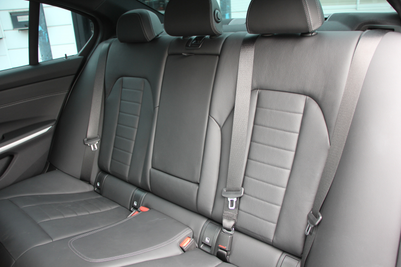 BMW 3シリーズ 320d Xdrive Mｽﾎﾟｰﾂ ﾊｲﾗｲﾝ ﾌｧｽﾄﾄﾗｯｸ&ｺﾝﾌｫｰﾄP 1ｵｰﾅ ﾋｰﾀｰ黒革 ﾗﾝﾊﾞｰｻﾎﾟｰﾄ ｱﾀﾞﾌﾟﾃｨﾌﾞMｻｽ 19AW Mｽﾎﾟｰﾂﾌﾞﾚｰｷ 電動ﾄﾗﾝｸ 追従ACC ｽﾃｱﾘﾝｸﾞｻﾎﾟｰﾄ ﾀｯﾁ画面HDDﾅﾋﾞ ｱｯﾌﾟﾙｶｰﾌﾟﾚｲ Hifiｽﾋﾟｰｶｰ 2年保証