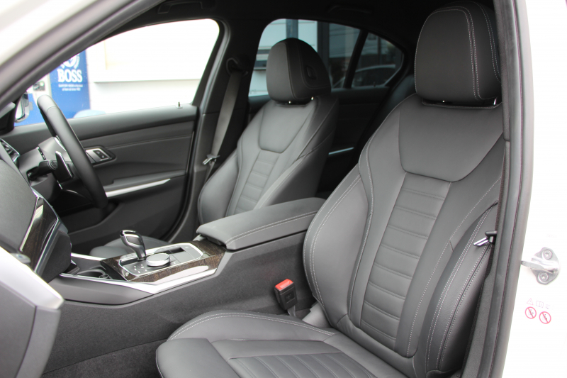 BMW 3シリーズ 320d Xdrive Mｽﾎﾟｰﾂ ﾊｲﾗｲﾝ ﾌｧｽﾄﾄﾗｯｸ&ｺﾝﾌｫｰﾄP 1ｵｰﾅ ﾋｰﾀｰ黒革 ﾗﾝﾊﾞｰｻﾎﾟｰﾄ ｱﾀﾞﾌﾟﾃｨﾌﾞMｻｽ 19AW Mｽﾎﾟｰﾂﾌﾞﾚｰｷ 電動ﾄﾗﾝｸ 追従ACC ｽﾃｱﾘﾝｸﾞｻﾎﾟｰﾄ ﾀｯﾁ画面HDDﾅﾋﾞ ｱｯﾌﾟﾙｶｰﾌﾟﾚｲ Hifiｽﾋﾟｰｶｰ 2年保証