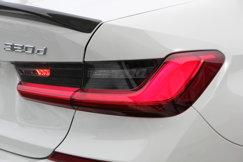 BMW 3シリーズ 320d Xdrive Mｽﾎﾟｰﾂ ﾊｲﾗｲﾝ ﾌｧｽﾄﾄﾗｯｸ&ｺﾝﾌｫｰﾄP 1ｵｰﾅ ﾋｰﾀｰ黒革 ﾗﾝﾊﾞｰｻﾎﾟｰﾄ ｱﾀﾞﾌﾟﾃｨﾌﾞMｻｽ 19AW Mｽﾎﾟｰﾂﾌﾞﾚｰｷ 電動ﾄﾗﾝｸ 追従ACC ｽﾃｱﾘﾝｸﾞｻﾎﾟｰﾄ ﾀｯﾁ画面HDDﾅﾋﾞ ｱｯﾌﾟﾙｶｰﾌﾟﾚｲ Hifiｽﾋﾟｰｶｰ 2年保証