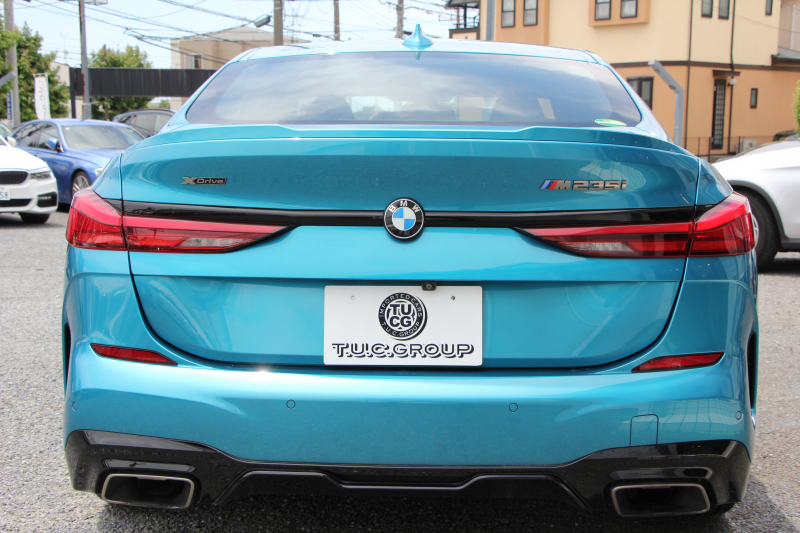 BMW 2シリーズ M235i Xdrive ｸﾞﾗﾝｸｰﾍﾟｾﾚｸﾄP 306馬力 Mｽﾎﾟｰﾂｼｰﾄ 可変ｻｽﾍﾟﾝｼｮﾝ Mｼｰﾄﾍﾞﾙﾄ 希少ｶﾗｰ LEDﾍｯﾄﾞﾗｲﾄ BMWﾗｲﾌﾞｺｯｸﾋﾟｯﾄ 追従ACC ﾀｯﾁ画面HDDﾅﾋﾞPｱｼｽﾄ Hi-fiｽﾋﾟｰｶｰ 後退ｱｼｽﾄ ｽﾏｰﾄｷｰ 2年保証
