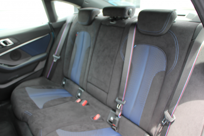 BMW 2シリーズ M235i Xdrive ｸﾞﾗﾝｸｰﾍﾟｾﾚｸﾄP 306馬力 Mｽﾎﾟｰﾂｼｰﾄ 可変ｻｽﾍﾟﾝｼｮﾝ Mｼｰﾄﾍﾞﾙﾄ 希少ｶﾗｰ LEDﾍｯﾄﾞﾗｲﾄ BMWﾗｲﾌﾞｺｯｸﾋﾟｯﾄ 追従ACC ﾀｯﾁ画面HDDﾅﾋﾞPｱｼｽﾄ Hi-fiｽﾋﾟｰｶｰ 後退ｱｼｽﾄ ｽﾏｰﾄｷｰ 2年保証