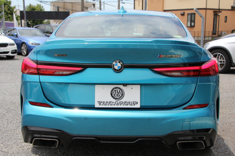 BMW 2シリーズ M235i Xdrive ｸﾞﾗﾝｸｰﾍﾟｾﾚｸﾄP 306馬力 Mｽﾎﾟｰﾂｼｰﾄ 可変ｻｽﾍﾟﾝｼｮﾝ Mｼｰﾄﾍﾞﾙﾄ 希少ｶﾗｰ LEDﾍｯﾄﾞﾗｲﾄ BMWﾗｲﾌﾞｺｯｸﾋﾟｯﾄ 追従ACC ﾀｯﾁ画面HDDﾅﾋﾞPｱｼｽﾄ Hi-fiｽﾋﾟｰｶｰ 後退ｱｼｽﾄ ｽﾏｰﾄｷｰ 2年保証