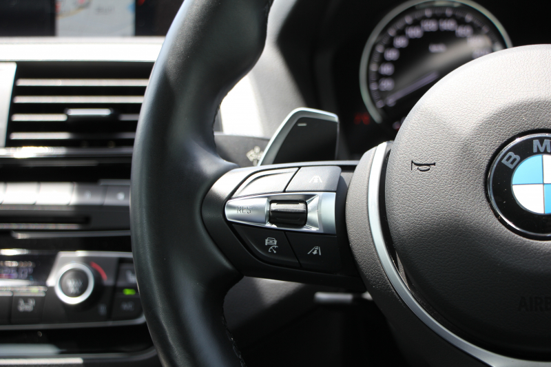 BMW 2シリーズ M240i ｸｰﾍﾟ後期LCI 直6ﾀｰﾎﾞB58ｴﾝｼﾞﾝ 340馬力 LEDﾍｯﾄﾞﾗｲﾄ&ﾃｰﾙ 追従ACC ｱﾀﾞﾌﾟﾃｨﾌﾞMｻｽ ﾀｯﾁ画面HDDﾅﾋﾞPｱｼｽﾄ Bｶﾒﾗ NEWﾙｰﾑﾐﾗｰ&ﾒｰﾀｰ ｼｰﾄﾋｰﾀｰ 8速AT 衝突軽減ﾌﾞﾚｰｷ 車線逸脱警告 歩行者警告 2年保証