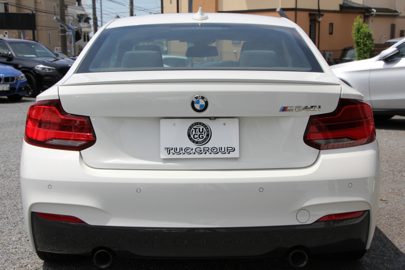 BMW 2シリーズ M240i ｸｰﾍﾟ後期LCI 直6ﾀｰﾎﾞB58ｴﾝｼﾞﾝ 340馬力 LEDﾍｯﾄﾞﾗｲﾄ&ﾃｰﾙ 追従ACC ｱﾀﾞﾌﾟﾃｨﾌﾞMｻｽ ﾀｯﾁ画面HDDﾅﾋﾞPｱｼｽﾄ Bｶﾒﾗ NEWﾙｰﾑﾐﾗｰ&ﾒｰﾀｰ ｼｰﾄﾋｰﾀｰ 8速AT 衝突軽減ﾌﾞﾚｰｷ 車線逸脱警告 歩行者警告 2年保証