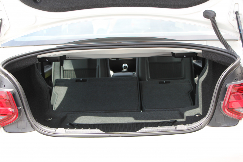 BMW 2シリーズ M240i ｸｰﾍﾟ後期LCI 直6ﾀｰﾎﾞB58ｴﾝｼﾞﾝ 340馬力 LEDﾍｯﾄﾞﾗｲﾄ&ﾃｰﾙ 追従ACC ｱﾀﾞﾌﾟﾃｨﾌﾞMｻｽ ﾀｯﾁ画面HDDﾅﾋﾞPｱｼｽﾄ Bｶﾒﾗ NEWﾙｰﾑﾐﾗｰ&ﾒｰﾀｰ ｼｰﾄﾋｰﾀｰ 8速AT 衝突軽減ﾌﾞﾚｰｷ 車線逸脱警告 歩行者警告 2年保証