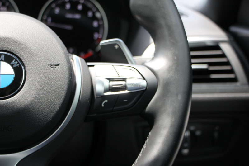 BMW 2シリーズ M240i ｸｰﾍﾟ後期LCI 直6ﾀｰﾎﾞB58ｴﾝｼﾞﾝ 340馬力 LEDﾍｯﾄﾞﾗｲﾄ&ﾃｰﾙ 追従ACC ｱﾀﾞﾌﾟﾃｨﾌﾞMｻｽ ﾀｯﾁ画面HDDﾅﾋﾞPｱｼｽﾄ Bｶﾒﾗ NEWﾙｰﾑﾐﾗｰ&ﾒｰﾀｰ ｼｰﾄﾋｰﾀｰ 8速AT 衝突軽減ﾌﾞﾚｰｷ 車線逸脱警告 歩行者警告 2年保証