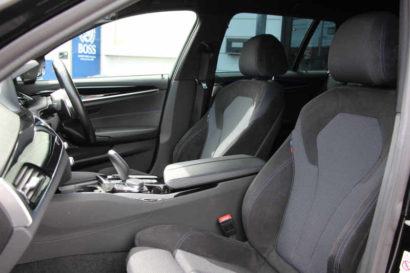 BMW 5シリーズ 523d ﾂｰﾘﾝｸﾞｴﾃﾞｨｼｮﾝﾐｯｼｮﾝｲﾝﾎﾟｯｼﾌﾞﾙ 特別仕様車 HUD ﾊｰﾏﾝｶｰﾄﾞﾝ 専用ﾌﾞﾗｯｸ19AW 追従ACC ｽﾃｱﾘﾝｸﾞｻﾎﾟｰﾄ LEDﾍｯﾄﾞﾗｲﾄ ｵｰﾄﾊｲﾋﾞｰﾑ ﾀｯﾁ画面HDDﾅﾋﾞTV 360度ﾊﾟﾉﾗﾏｶﾒﾗ Pｱｼｽﾄﾌﾟﾗｽ 電動ﾄﾗﾝｸ ｽﾏｰﾄｷｰ 2年保証