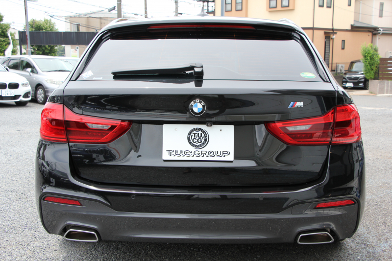 BMW 5シリーズ 523d ﾂｰﾘﾝｸﾞｴﾃﾞｨｼｮﾝﾐｯｼｮﾝｲﾝﾎﾟｯｼﾌﾞﾙ 特別仕様車 HUD ﾊｰﾏﾝｶｰﾄﾞﾝ 専用ﾌﾞﾗｯｸ19AW 追従ACC ｽﾃｱﾘﾝｸﾞｻﾎﾟｰﾄ LEDﾍｯﾄﾞﾗｲﾄ ｵｰﾄﾊｲﾋﾞｰﾑ ﾀｯﾁ画面HDDﾅﾋﾞTV 360度ﾊﾟﾉﾗﾏｶﾒﾗ Pｱｼｽﾄﾌﾟﾗｽ 電動ﾄﾗﾝｸ ｽﾏｰﾄｷｰ 2年保証