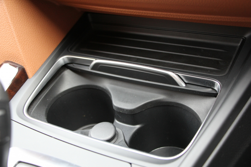 BMW 3シリーズ 320i ﾂｰﾘﾝｸﾞﾗｸﾞｼﾞｭｱﾘｰ 後期LCI 1ｵｰﾅ 新ｴﾝｼﾞﾝ ﾋｰﾀｰ茶革 LEDﾍｯﾄﾞﾗｲﾄ&ﾃｰﾙ 追従ACC ﾚｰﾝﾁｪﾝｼﾞ警告 衝突軽減ﾌﾞﾚｰｷ 車線逸脱警告 歩行者警告 ﾀｯﾁﾊﾟｯﾄﾞ対応HDDﾅﾋﾞ電動ﾄﾗﾝｸ ｽﾏｰﾄｷｰ 2年保証