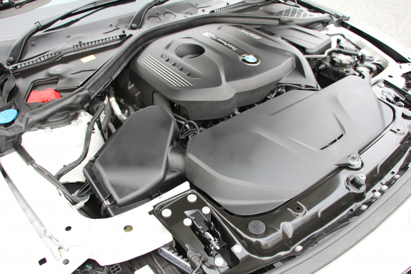 BMW 3シリーズ 320i ﾂｰﾘﾝｸﾞﾗｸﾞｼﾞｭｱﾘｰ 後期LCI 1ｵｰﾅ 新ｴﾝｼﾞﾝ ﾋｰﾀｰ茶革 LEDﾍｯﾄﾞﾗｲﾄ&ﾃｰﾙ 追従ACC ﾚｰﾝﾁｪﾝｼﾞ警告 衝突軽減ﾌﾞﾚｰｷ 車線逸脱警告 歩行者警告 ﾀｯﾁﾊﾟｯﾄﾞ対応HDDﾅﾋﾞ電動ﾄﾗﾝｸ ｽﾏｰﾄｷｰ 2年保証