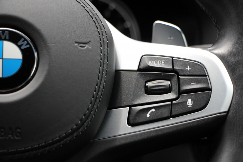 BMW 5シリーズ 523i ｴﾃﾞｨｼｮﾝﾐｯｼｮﾝｲﾝﾎﾟｯｼﾌﾞﾙ 特別仕様車 HUD ﾊｰﾏﾝｶｰﾄﾞﾝ 専用ﾌﾞﾗｯｸAW 追従ACC ｽﾃｱﾘﾝｸﾞｻﾎﾟｰﾄ LEDﾍｯﾄﾞﾗｲﾄ ｵｰﾄﾊｲﾋﾞｰﾑ ﾀｯﾁ画面HDDﾅﾋﾞTV 360度ﾊﾟﾉﾗﾏｶﾒﾗ Pｱｼｽﾄﾌﾟﾗｽ 電動ﾄﾗﾝｸ ｽﾏｰﾄｷｰ 2年保証