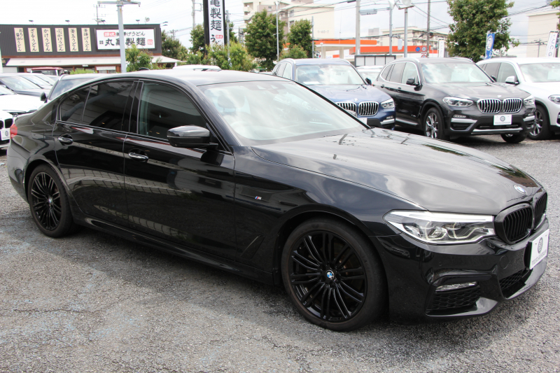 BMW 5シリーズ 523i ｴﾃﾞｨｼｮﾝﾐｯｼｮﾝｲﾝﾎﾟｯｼﾌﾞﾙ 特別仕様車 HUD ﾊｰﾏﾝｶｰﾄﾞﾝ 専用ﾌﾞﾗｯｸAW 追従ACC ｽﾃｱﾘﾝｸﾞｻﾎﾟｰﾄ LEDﾍｯﾄﾞﾗｲﾄ ｵｰﾄﾊｲﾋﾞｰﾑ ﾀｯﾁ画面HDDﾅﾋﾞTV 360度ﾊﾟﾉﾗﾏｶﾒﾗ Pｱｼｽﾄﾌﾟﾗｽ 電動ﾄﾗﾝｸ ｽﾏｰﾄｷｰ 2年保証