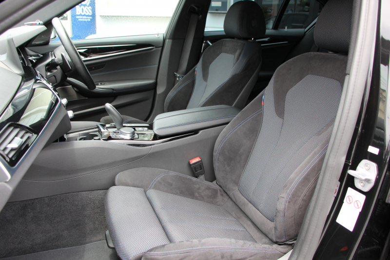 BMW 5シリーズ 523i ｴﾃﾞｨｼｮﾝﾐｯｼｮﾝｲﾝﾎﾟｯｼﾌﾞﾙ 特別仕様車 HUD ﾊｰﾏﾝｶｰﾄﾞﾝ 専用ﾌﾞﾗｯｸAW 追従ACC ｽﾃｱﾘﾝｸﾞｻﾎﾟｰﾄ LEDﾍｯﾄﾞﾗｲﾄ ｵｰﾄﾊｲﾋﾞｰﾑ ﾀｯﾁ画面HDDﾅﾋﾞTV 360度ﾊﾟﾉﾗﾏｶﾒﾗ Pｱｼｽﾄﾌﾟﾗｽ 電動ﾄﾗﾝｸ ｽﾏｰﾄｷｰ 2年保証