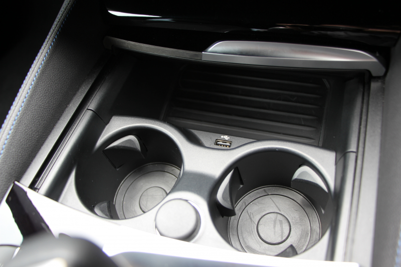 BMW 5シリーズ 523i ｴﾃﾞｨｼｮﾝﾐｯｼｮﾝｲﾝﾎﾟｯｼﾌﾞﾙ 特別仕様車 HUD ﾊｰﾏﾝｶｰﾄﾞﾝ 専用ﾌﾞﾗｯｸAW 追従ACC ｽﾃｱﾘﾝｸﾞｻﾎﾟｰﾄ LEDﾍｯﾄﾞﾗｲﾄ ｵｰﾄﾊｲﾋﾞｰﾑ ﾀｯﾁ画面HDDﾅﾋﾞTV 360度ﾊﾟﾉﾗﾏｶﾒﾗ Pｱｼｽﾄﾌﾟﾗｽ 電動ﾄﾗﾝｸ ｽﾏｰﾄｷｰ 2年保証