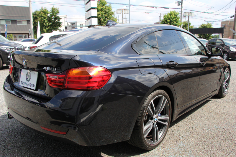 BMW 4シリーズ 428i ｸﾞﾗﾝｸｰﾍﾟMｽﾎﾟｰﾂ ﾌｧｽﾄﾄﾗｯｸﾊﾟｯｹｰｼﾞ高出力 245馬力 ｻﾝﾙｰﾌ LEDﾍｯﾄﾞﾗｲﾄ 可変Mｻｽ 19AW Mｽﾎﾟｰﾂﾌﾞﾚｰｷ 追従ACC HUD ﾍﾞｰｼﾞｭ革 ｼｰﾄﾋｰﾀｰ 衝突軽減ﾌﾞﾚｰｷ 車線逸脱警告 歩行者警告 HDDﾅﾋﾞTV 電動ﾄﾗﾝｸ ｽﾏｰﾄｷｰ 2年保証