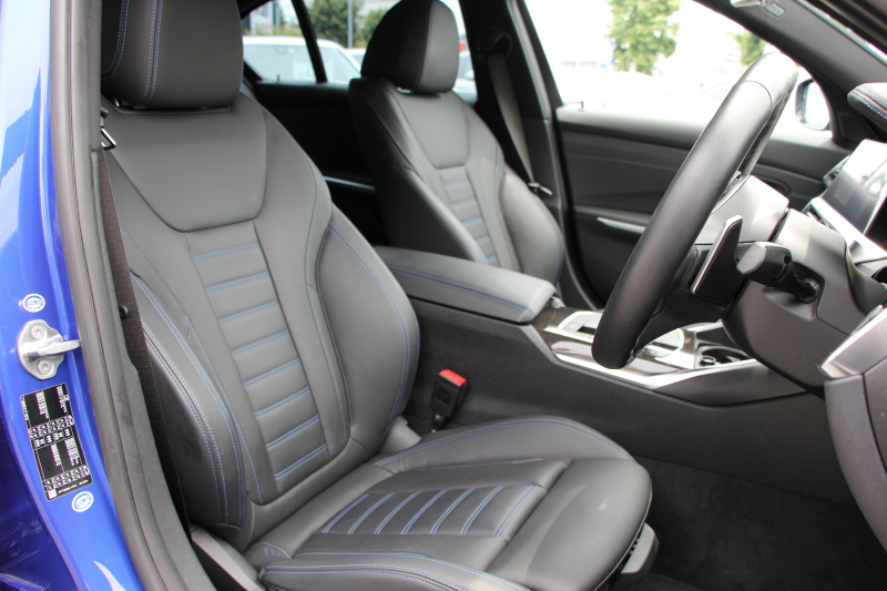 BMW 3シリーズ 330i Mｽﾎﾟｰﾂ ﾃﾞﾋﾞｭｰ&ｺﾝﾌｫｰﾄP 1ｵｰﾅ 高出力 258馬力 高出力 HUD ﾋｰﾀｰ黒革 LEDﾍｯﾄﾞﾗｲﾄ ｵｰﾄﾊｲﾋﾞｰﾑ ﾗｲﾌﾞｺｯｸﾋﾟｯﾄﾞ360度ｶﾒﾗ Applecarplay 追従ACC ｽﾃｱﾘﾝｸﾞｻﾎﾟｰﾄ ﾀｯﾁﾊﾟﾈﾙHDDﾅﾋﾞﾜｲﾔﾚｽ充電 19AW Mｽﾎﾟｰﾂﾌﾞﾚｰｷ Hi-fiｽﾋﾟｰｶｰ 2年保証