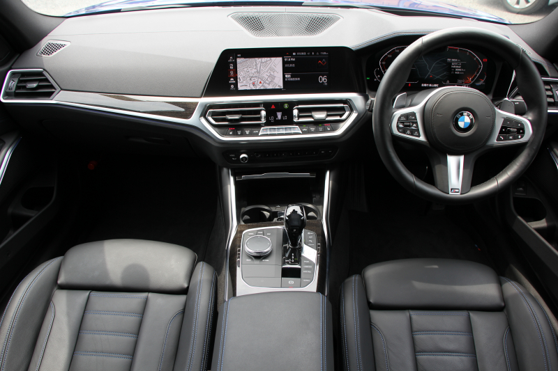 BMW 3シリーズ 330i Mｽﾎﾟｰﾂ ﾃﾞﾋﾞｭｰ&ｺﾝﾌｫｰﾄP 1ｵｰﾅ 高出力 258馬力 高出力 HUD ﾋｰﾀｰ黒革 LEDﾍｯﾄﾞﾗｲﾄ ｵｰﾄﾊｲﾋﾞｰﾑ ﾗｲﾌﾞｺｯｸﾋﾟｯﾄﾞ360度ｶﾒﾗ Applecarplay 追従ACC ｽﾃｱﾘﾝｸﾞｻﾎﾟｰﾄ ﾀｯﾁﾊﾟﾈﾙHDDﾅﾋﾞﾜｲﾔﾚｽ充電 19AW Mｽﾎﾟｰﾂﾌﾞﾚｰｷ Hi-fiｽﾋﾟｰｶｰ 2年保証