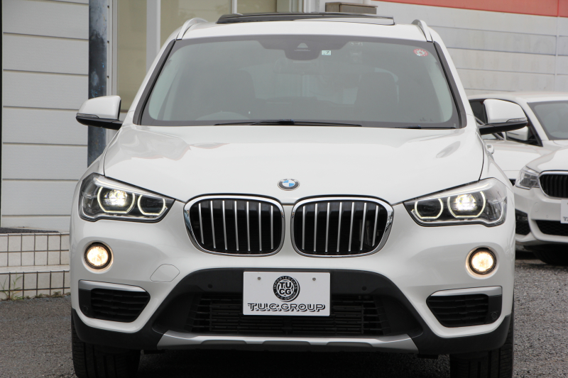 BMW X1 Xdrive18d Xﾗｲﾝ ﾊｲﾗｲﾝ 真珠色 ｱﾄﾞﾊﾞﾝｽﾄﾞｱｸﾃｨﾌﾞｾｰﾌﾃｨP ﾊﾟﾉﾗﾏｻﾝﾙｰﾌ ｺﾝﾌｫｰﾄP 追従ACC HUD ﾋｰﾀｰ黒革 電動ｼｰﾄ ﾌﾙｾｸﾞTV LEDﾍｯﾄﾞﾗｲﾄ HDDﾅﾋﾞBluetooth接続 Bｶﾒﾗ 電動ﾄﾗﾝｸ 衝突軽減ﾌﾞﾚｰｷ 車線逸脱警告 歩行者警告 Pｱｼｽﾄ 2年保証