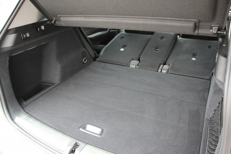 BMW X1 Xdrive18d Xﾗｲﾝ ﾊｲﾗｲﾝ 真珠色 ｱﾄﾞﾊﾞﾝｽﾄﾞｱｸﾃｨﾌﾞｾｰﾌﾃｨP ﾊﾟﾉﾗﾏｻﾝﾙｰﾌ ｺﾝﾌｫｰﾄP 追従ACC HUD ﾋｰﾀｰ黒革 電動ｼｰﾄ ﾌﾙｾｸﾞTV LEDﾍｯﾄﾞﾗｲﾄ HDDﾅﾋﾞBluetooth接続 Bｶﾒﾗ 電動ﾄﾗﾝｸ 衝突軽減ﾌﾞﾚｰｷ 車線逸脱警告 歩行者警告 Pｱｼｽﾄ 2年保証