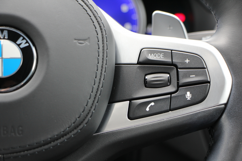 BMW X4 M40i 直6ﾀｰﾎﾞ360馬力 ﾊﾟﾉﾗﾏｻﾝﾙｰﾌ ﾓｶﾚｻﾞｰ 全ﾋｰﾀｰ ACｼｭﾆｯﾂｧｰｴｱﾛ 可変Mｻｽ 専用ﾃﾞﾌ 21AW LEDﾍｯﾄﾞﾗｲﾄ 追従ACC HUD ｽﾃｱﾘﾝｸﾞｻﾎﾟｰﾄ ﾀｯﾁ画面HDDﾅﾋﾞTV 360度ﾊﾟﾉﾗﾏｶﾒﾗ PDC緊急ﾌﾞﾚｰｷ Hifiｽﾋﾟｰｶｰ 置くだけ充電 2年保証
